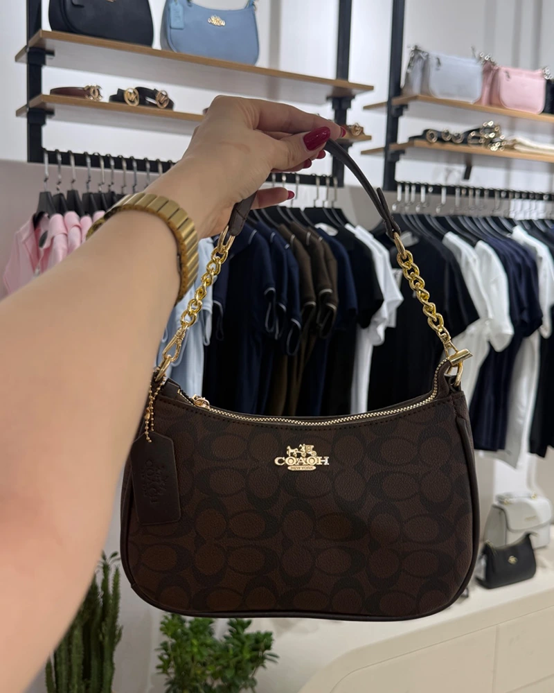 کیف Coach